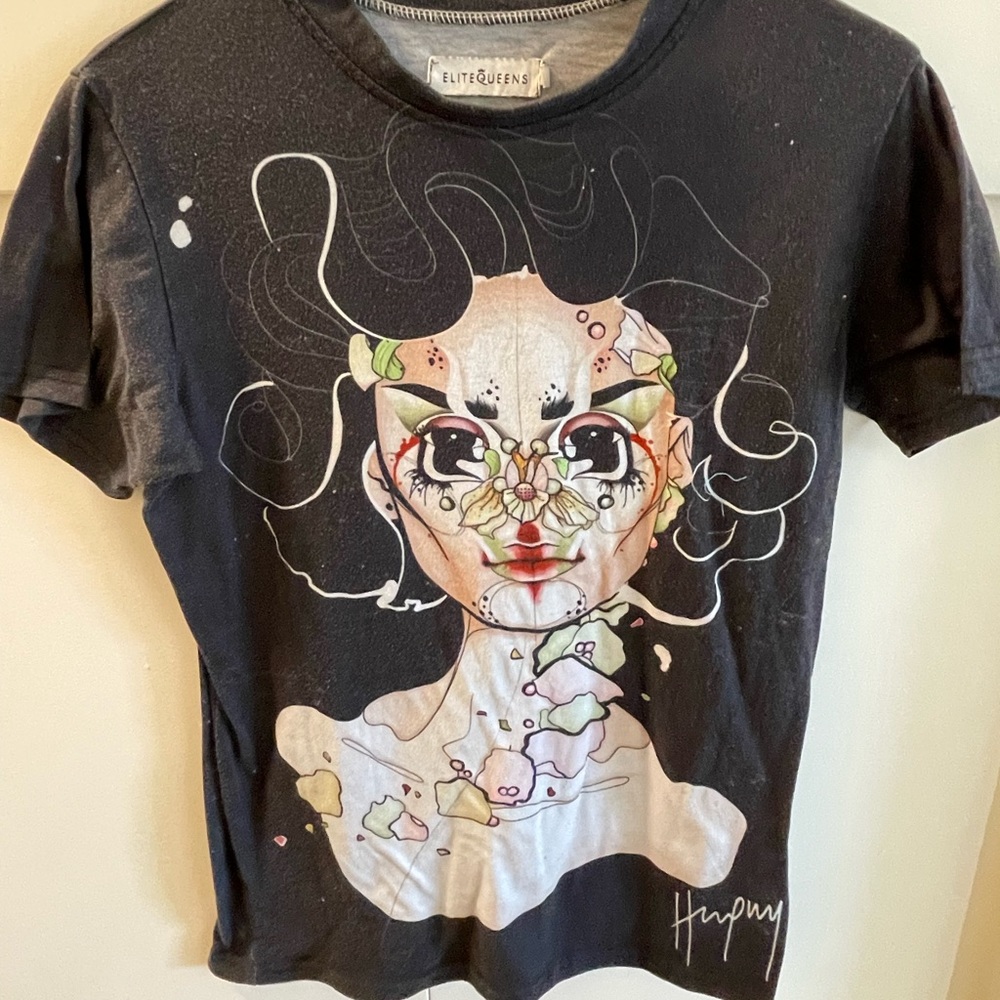 HUNGRY tee